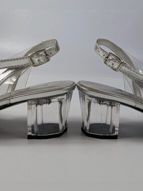 Rare Vintage Silver Clear Block Heel Slingback Sandals